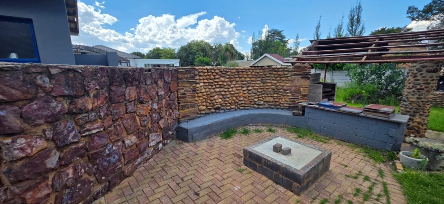 3 Bedroom Property for Sale in Songloed North West